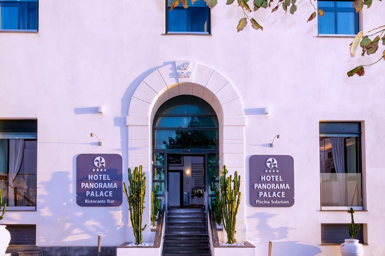 Panorama Palace Hotel Meta Exterior photo