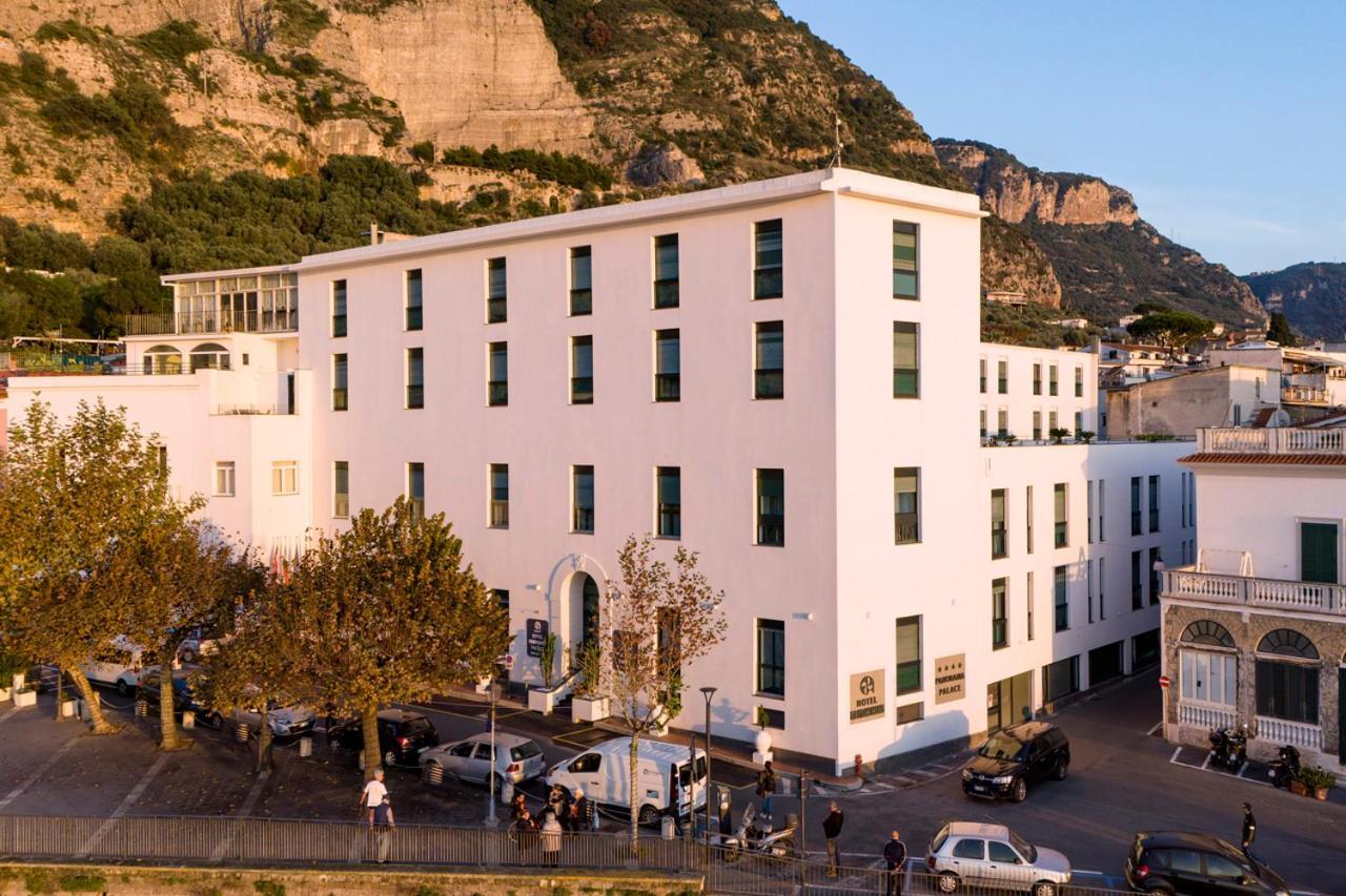 Panorama Palace Hotel Meta Exterior photo